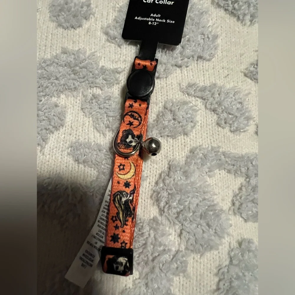 Disney Hocus Pocus Orange Cat Collar